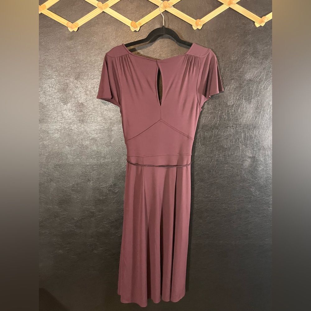 Ann Taylor Plum Color Belted Midi‎ Dress Size 4 - Picture 2 of 9